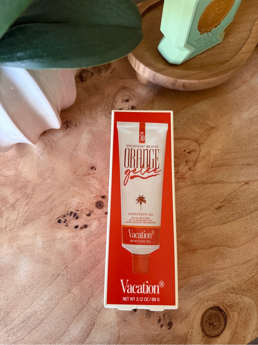 Vacation Orange Soleil Sunscreen Gel - gelee spf 30